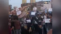 गुमला में छात्रों और JLKM कार्यकर्ताओं का फूटा गुस्सा, CM हेमंत सोरेन का पुतला फूंका; जानिए क्या हैं मांगें