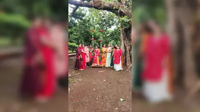 चाईबासा में हरियाली तीज महोत्सव में ‘सावन क्वीन’ बनीं रीना भूत