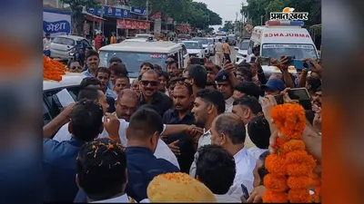 चकाई : रेफरल अस्पताल की लचर व्यवस्था सुधारने की मांग, व्यवसायियों ने स्वास्थ्य मंत्री को सौंपा ज्ञापन