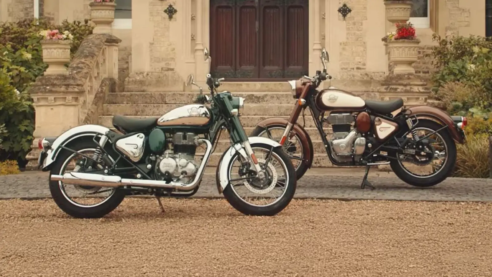Royal Enfield ला रही Classic 350 का Gorkha Edition, नए कलर और ग्राफिक्स में दिखी बाइक
