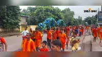 तीसरी सोमवारी पर सरायकेला में गूंजे 'हर हर महादेव' के नारे, सैकड़ों कांवड़ियों ने किया जलाभिषेक
