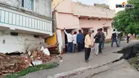 छाताबाद में भू-धंसान से नाराज ग्रामीणों की मांगों पर होगी वार्ता, कोयला भवन में सीएमडी से होगी बातचीत