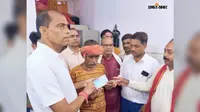 लखीसराय अशोक धाम हादसा: जिला प्रशासन ने बढ़ाया मदद का हाथ, मृतकों के परिजनों को मिला 4-4 लाख का मुआवजा
