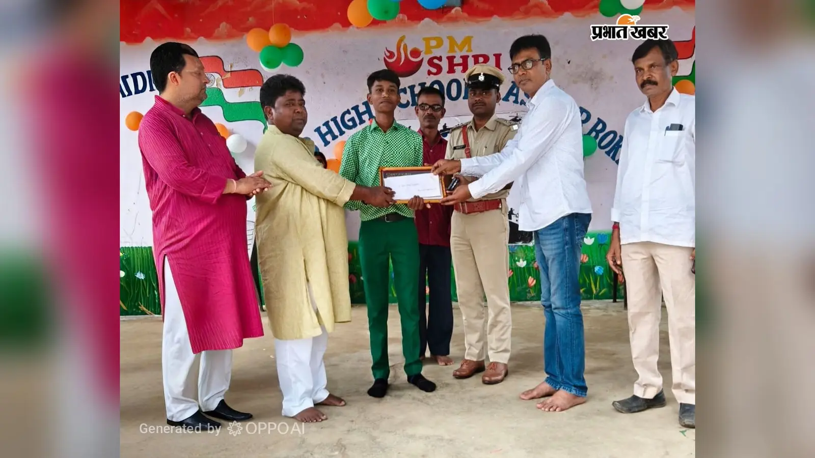 कसमार के मेधावी विद्यार्थियों को प्रोत्साहन, स्कूल टॉपरों को मिला सम्मान