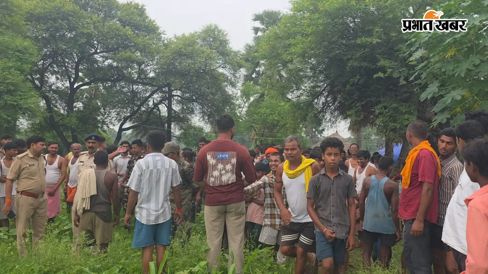 गया जी: शेरघाटी में एक ही रात चार घरों में चोरी, नकदी और लाखों के सोने-चांदी के आभूषण ले गए चोर