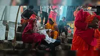 गुप्ता धाम की गुफा में भीड़ के बीच बिगड़ी श्रद्धालुओं की तबीयत, आधा दर्जन से अधिक को दिया गया ऑक्सीजन