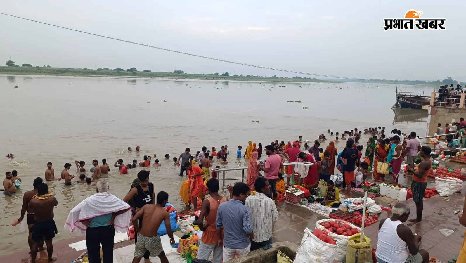 सारण : आमी में तीसरी सोमवारी पर उमड़ा आस्था का सैलाब, 50 हजार से अधिक श्रद्धालुओं ने किया जलाभिषेक