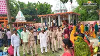 नागपंचमी पर कैलाशपुरी में उमड़ा आस्था का सैलाब, बिषहरी मंदिर में लगी लंबी कतार