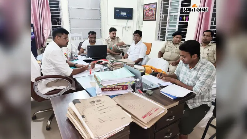 सर्किल इंस्पेक्टर ने किया सीतामढ़ी नगर थाना का औचक निरीक्षण, दिए कड़े निर्देश