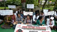 विशाखापत्तनम में जूनियर डॉक्टरों की 8 दिन से हड़ताल, जानिए क्या हैं उनकी 3 प्रमुख मांगें