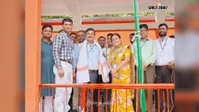 West Champaran News: दो दशक की शिक्षा सेवा को सलाम, स्वतंत्रता दिवस पर शिक्षक कौशलेन्द्र राम को मिला सम्मान