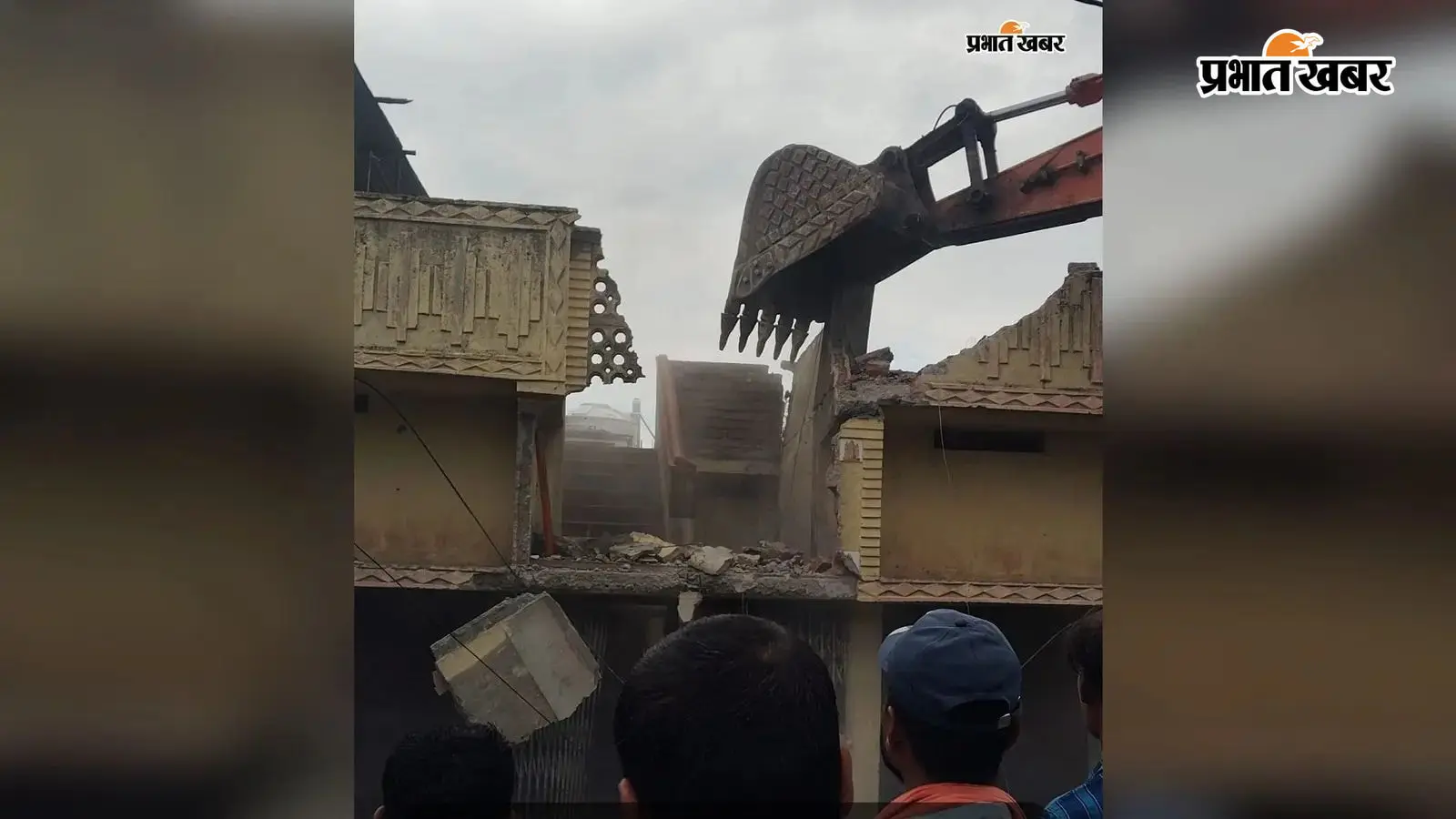रजौली-बख्तियारपुर फोरलेन को अतिक्रमण मुक्त करने के लिए प्रशासन का अभियान तेज