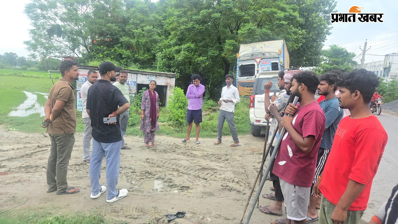 सीवान के मैरवा में जर्जर नाले का ईओ ने किया निरीक्षण, सफाई के बजाय निर्माण का लिया निर्णय