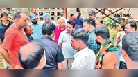 मालगोदाम पहुंचे डीआरएम, विधायक और निगम आयुक्त, जलजमाव के कारणों की जांच की