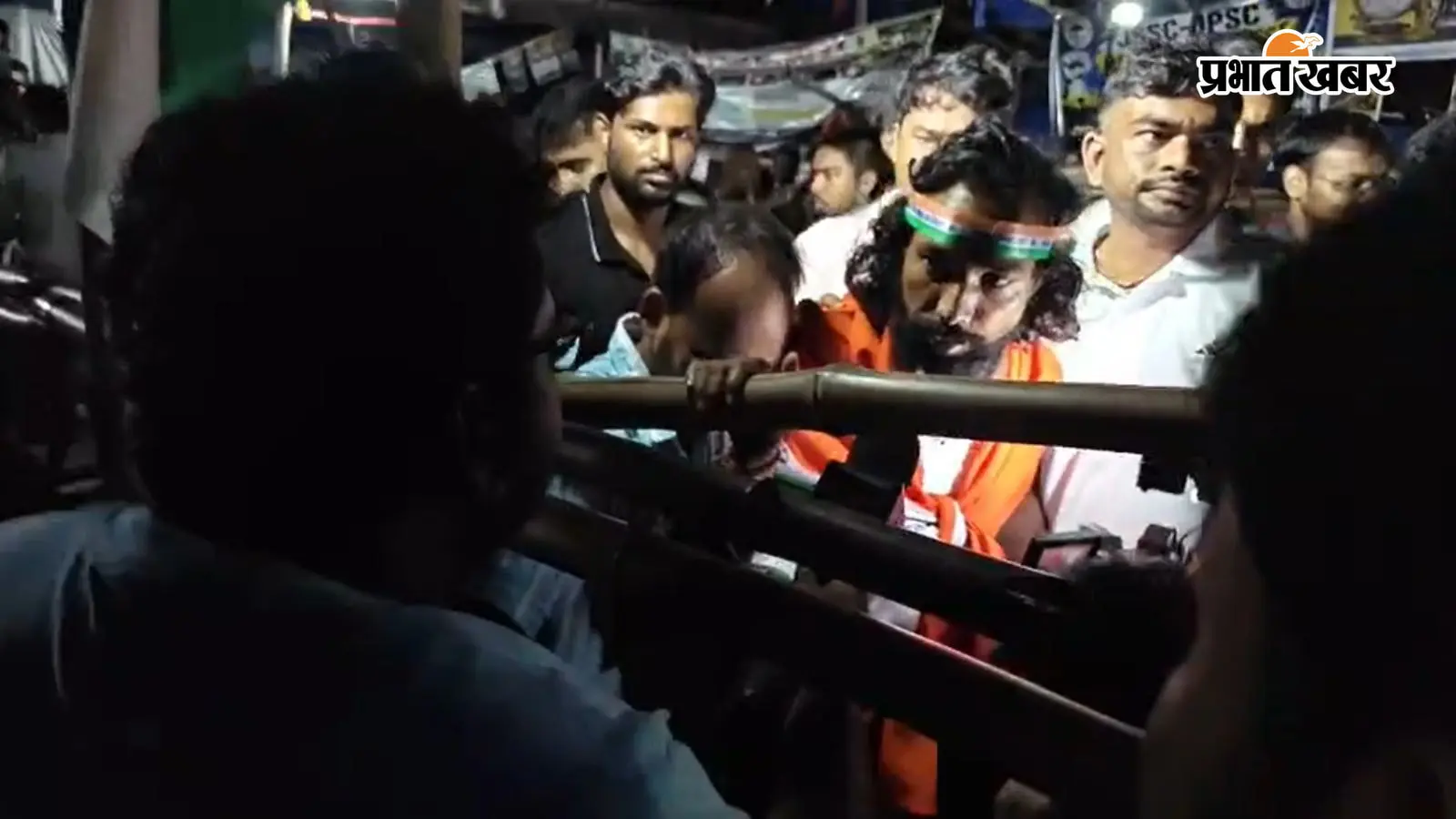 ‘भूख हड़ताल टूट सकती है, आंदोलन नहीं’, देर रात जयपाल सिंह मुंडा स्टेडियम पहुंचे विधायक जयराम महतो; साफ किया रुख