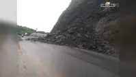 चांडिल गोलचक्कर के पास विकास की भेंट चढ़ा पहाड़! धंसा बड़ा हिस्सा