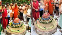 7.5 क्विंटल गेहूं से बाबा गरीबनाथ का महाशृंगार, हजारों श्रद्धालुओं ने किए दिव्य दर्शन