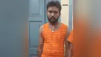 कांवरिया के भेश में कर रहे थे शराब की तस्करी, दुमका-पटना एक्सप्रेस से युवक गिरफ्तार