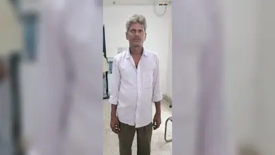 रोहतास: ढोल-नगाड़े के साथ फरार आरोपियों के घर पहुंची पुलिस, चिपकाया इश्तेहार; 21 दिन बाद होगी कुर्की