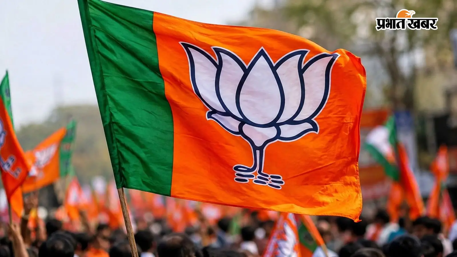क्या कार्यकर्ता सिर्फ दरी बिछाने के लिए हैं? रायबरेली BJP में संगठन को लेकर छिड़ी बहस