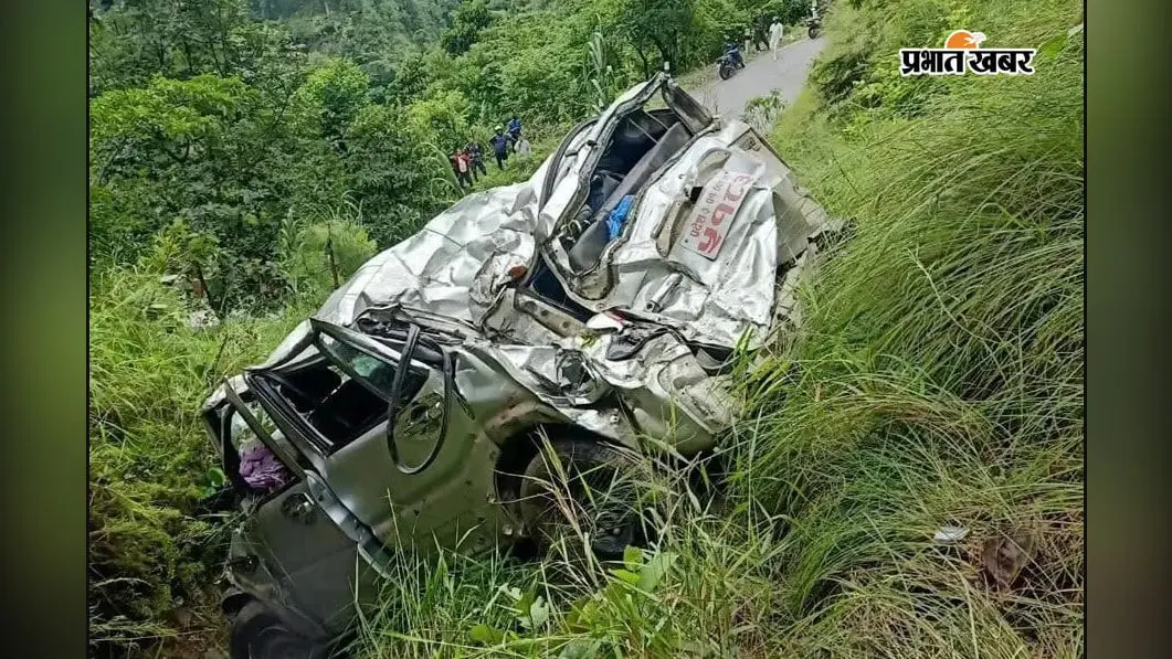 60 मीटर गहरी खाई में कैसे गिरी VIP स्कार्पियो? वीरगंज हाईकोर्ट के रजिस्ट्रार की पत्नी की मौत