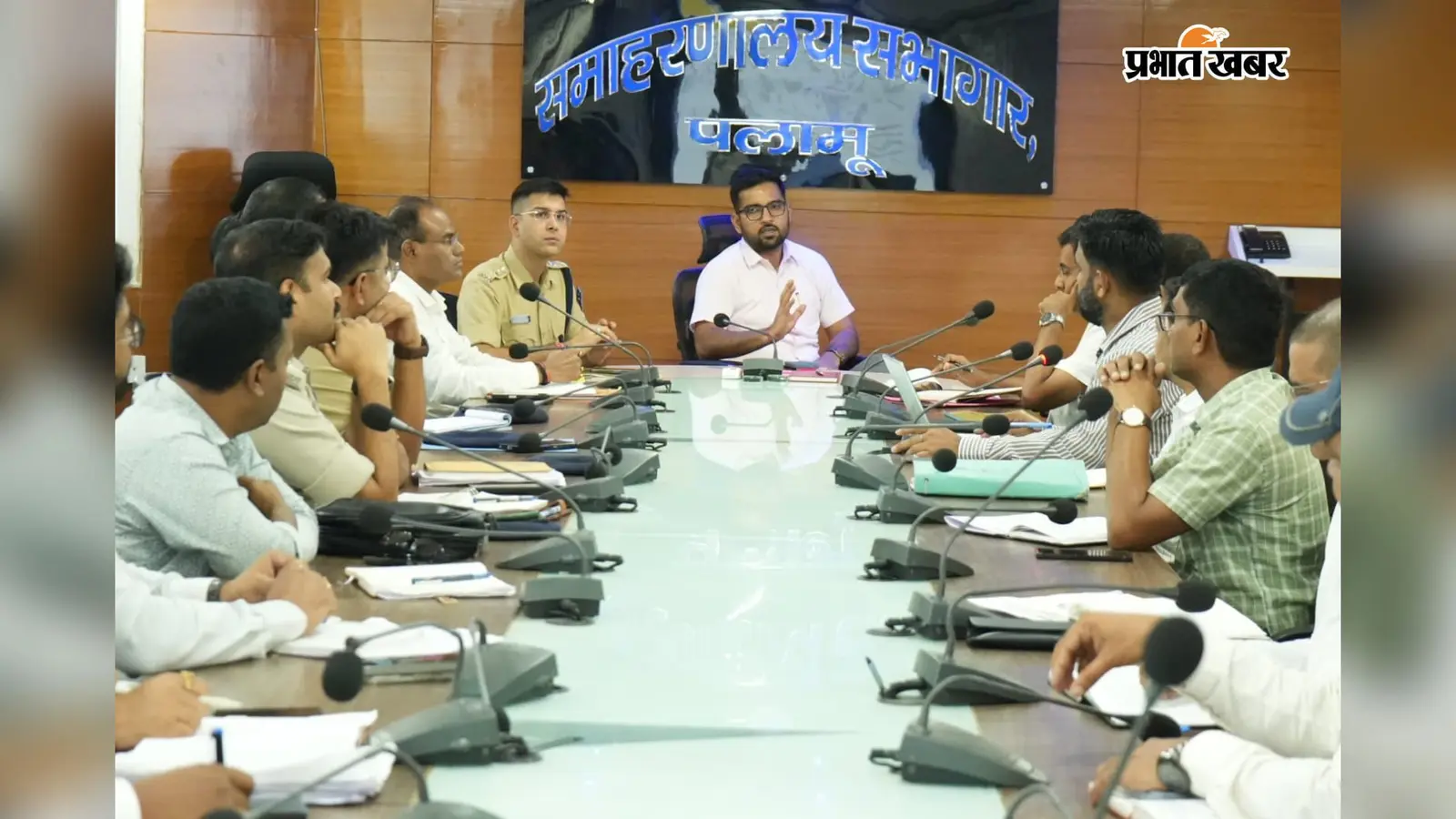 पलामू में अवैध खनन के खिलाफ बड़ी कार्रवाई, 96 वाहन जब्त; 45.03 लाख रुपये जुर्माना वसूला