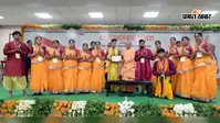 लखनऊ में छठ की प्रस्तुति पर कलाकारों से मिले सीएम योगी, कहा- आप तो मां जानकी के क्षेत्र से हैं