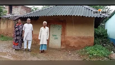जिस मिट्टी के घर से अंग्रेजों को भगाने की बनी रणनीति, आज वहीं गूंजते हैं मंदिर के घंटे