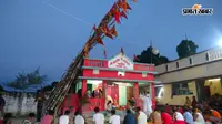 हाजीपुर: मंडई डीह में धूमधाम से हुई महावीर पूजा, श्रद्धालुओं ने अर्पित की महावीरी ध्वजा