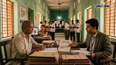 Census 2027: जनगणना से जुड़े कर्मियों और प्राध्यापकों के तबादले पर 31 मार्च तक रोक, सरकार ने जारी किया आदेश