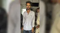 गोपालगंज में 3.53 ग्राम स्मैक के साथ दो ड्रग्स पेडलर गिरफ्तार, एक फरार
