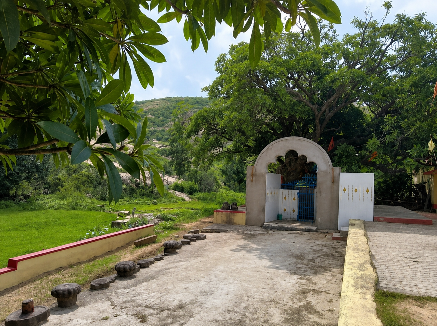 महादेव कोना मंदिर