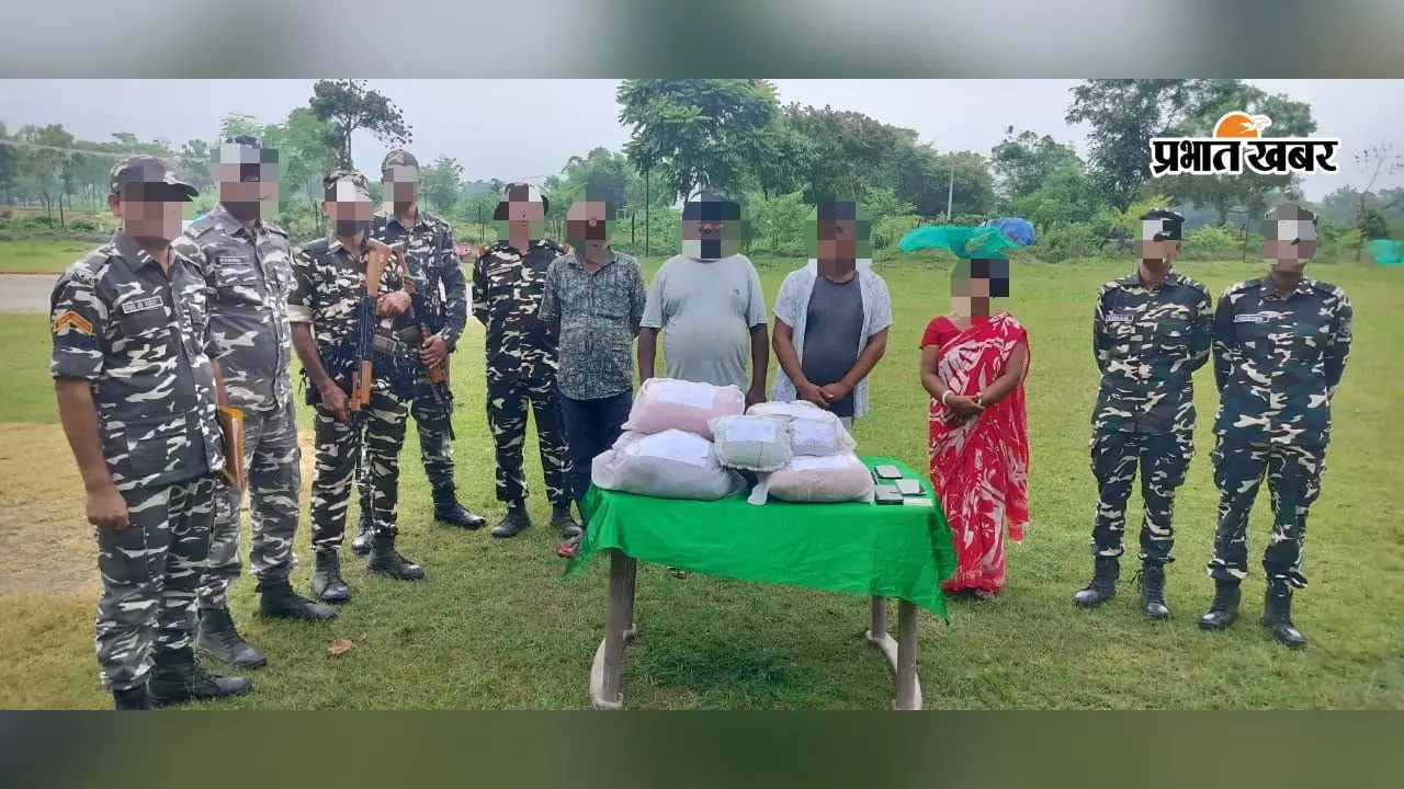 कूचबिहार से 20 किलो से अधिक गांजा बरामद, महिला समेत चार गिरफ्तार