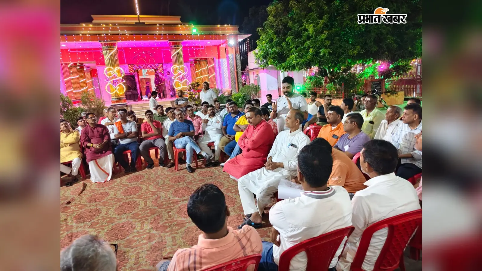 Bettiah News: मां काली धाम परिसर में पार्क निर्माण का विरोध, पूजा समिति और नागरिकों ने निविदा रद्द करने का पारित किया प्रस्ताव