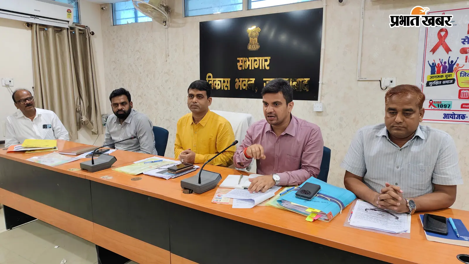 एचआईवी से बचाव के लिए जांच और जागरूकता पर जोर, विभागों के बीच समन्वय मजबूत करने का निर्देश