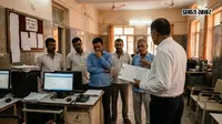 पटना में राशन कार्ड की ऑनलाइन एंट्री में लापरवाही पर एक्शन, पांच कर्मियों का वेतन रोका; 24 घंटे में मांगा स्पष्टीकरण