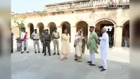 हाजीपुर : नेपाली मंदिर और पुष्करणी पोखर का बदलेगा स्वरूप, डीएम ने दिया निर्देश, जानें पूरी खबर