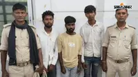 सासाराम : भभुआ में फायरिंग के बाद बाइक से भाग रहे 3 युवक गिरफ्तार, देसी कट्टा और मोबाइल बरामद