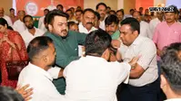 कानपुर BJP कार्यालय में बवाल, मंच पर सीट को लेकर भिड़े दो पदाधिकारी, हाथापाई में फटा कपड़ा