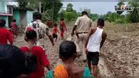 सड़क के अभाव में समय पर अस्पताल नहीं पहुंची बच्ची, रास्ते में मौत से गुस्साये लोगों ने लगाया जाम