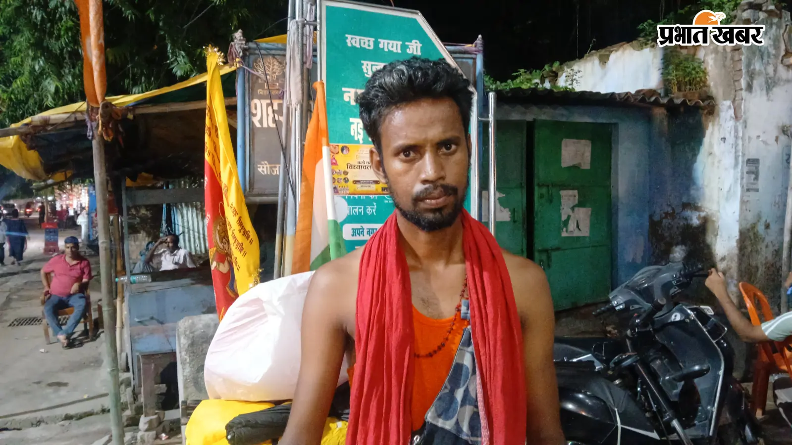 ग्लैमर की दुनिया छोड़ आध्यात्मिक राह पर निकला युवक, साइकिल से कर रहा 12 ज्योतिर्लिंगों की यात्रा