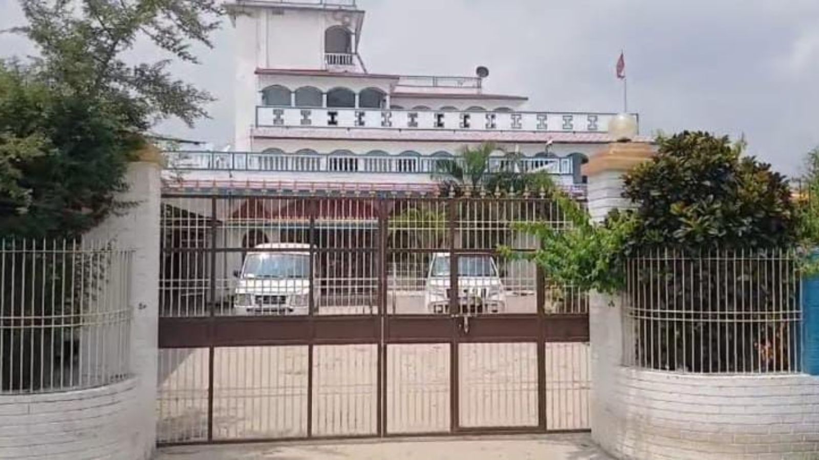 दस्तावेज और संपत्ति से जुड़े रिकॉर्ड की जांच