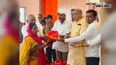 बेगूसराय में संत रविदास की 650वीं जयंती पर भाजपा ने बांटे कलश, गांव-गांव निकलेगी यात्रा