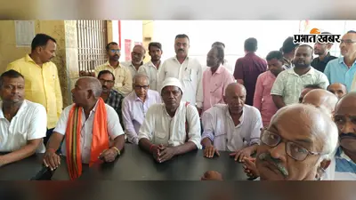 गया जी : शेरघाटी में पेपरलेस रजिस्ट्री का विरोध, 65 डीड राइटरों ने किया कार्य बहिष्कार