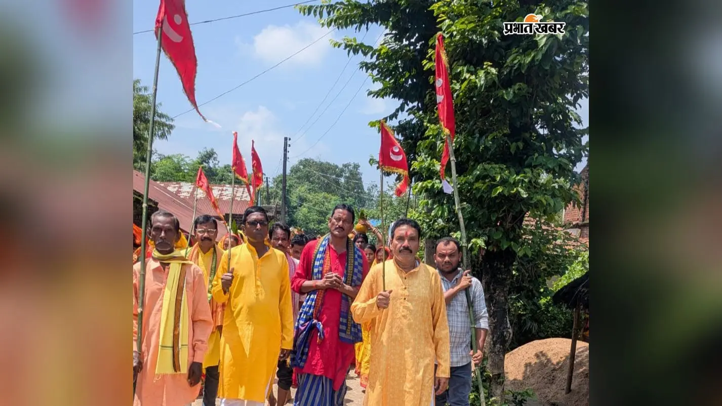 नागमाता मंदिर की प्राण प्रतिष्ठा को लेकर निकाली गयी कलश यात्रा