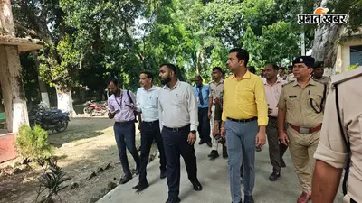 मोतिहारी: छात्रों के आरोपों के बाद स्कूल पहुंचे डीएम, हॉस्टल से किचन तक खुद देखी पूरी व्यवस्था