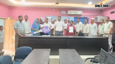 अररिया में पीएम आवास योजना के लाभार्थियों को सौंपी गई घर की चाबी; जानें कौन है योग्य, क्या लगेंगे दस्तावेज और कैसे करें आवेदन