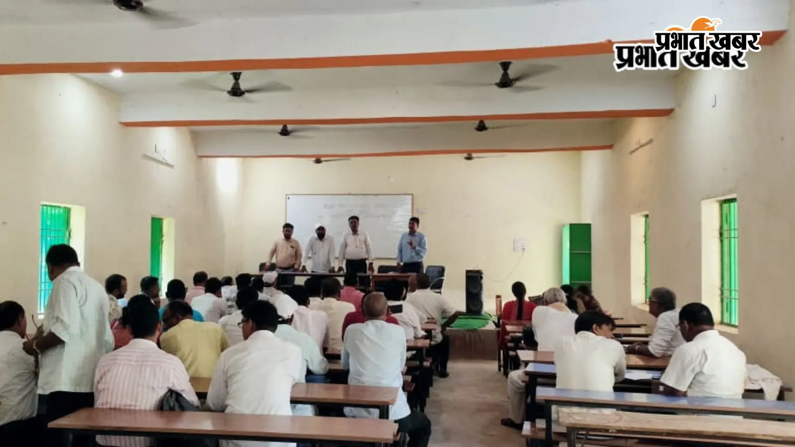 रजौली में एफएलएन दक्षता आकलन प्रशिक्षण, कक्षा 4 से 8 तक के बच्चों की भाषाई-गणितीय क्षमता पर जोर