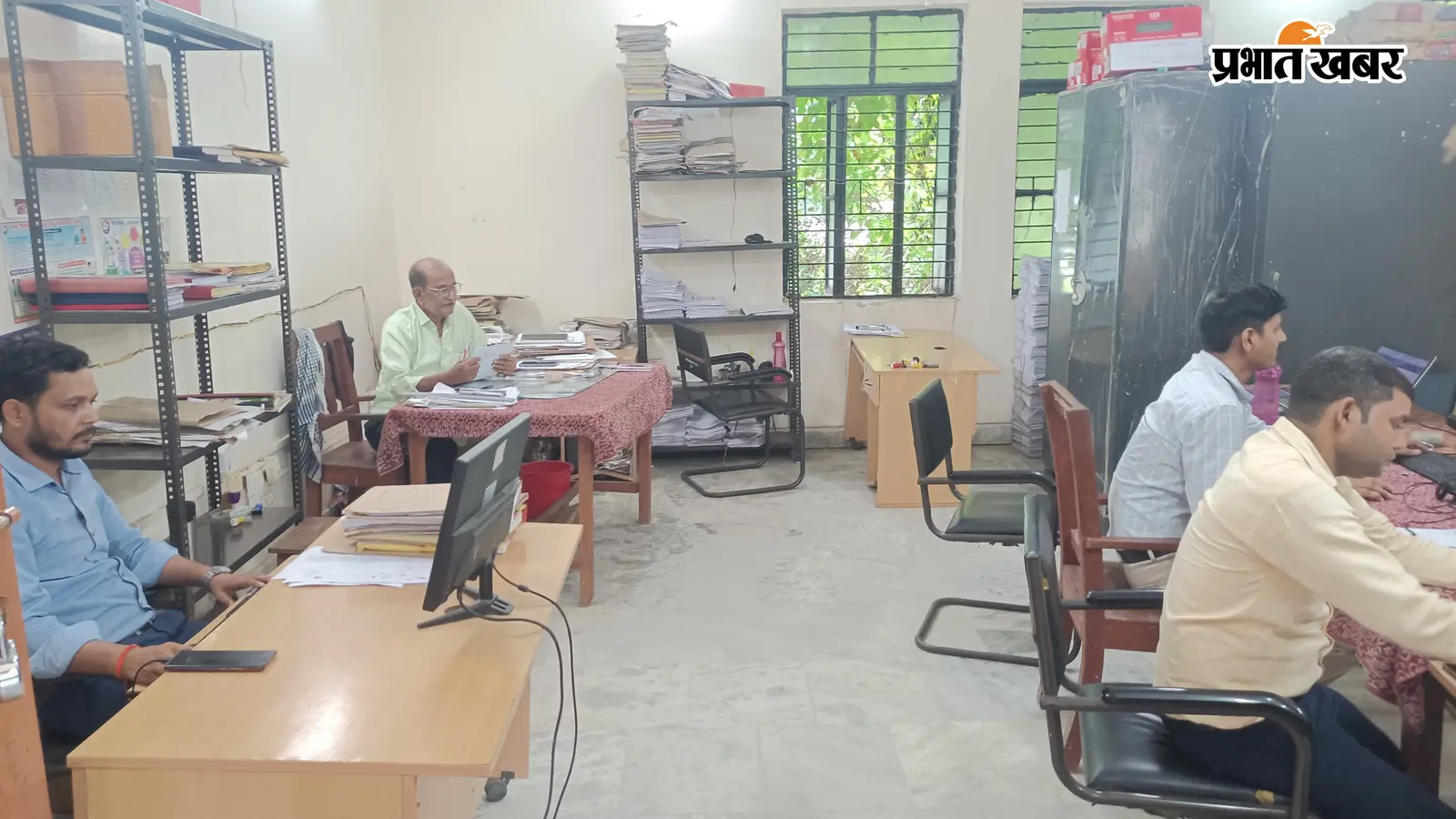 डिजिटल रजिस्ट्री से पहले ही दिन से ठप हुआ काम? तारापुर में चार दिन से नहीं हुई एक भी जमीन की रजिस्ट्री