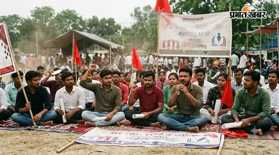 पटना: गर्दनीबाग में शिक्षक अभ्यर्थियों के 'छात्र न्याय सत्याग्रह' को AISF का समर्थन, एकल परीक्षा और नेगेटिव मार्किंग हटाने की मांग